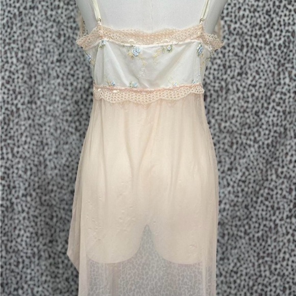 Pink sheer coquette fairy floral embroidered nightie slip dress lingerie medium - Picture 3 of 4